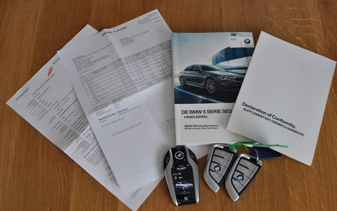 BMW Seria 5 cena 111500 przebieg: 157716, rok produkcji 2017 z Obrzycko małe 407